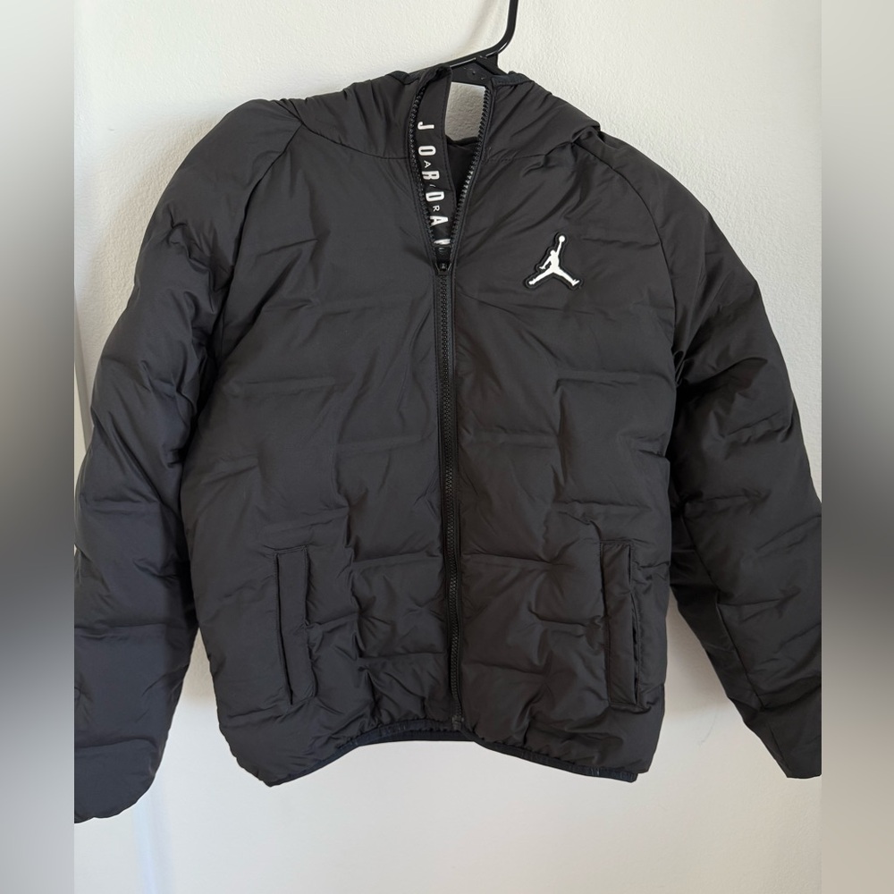 Jordan big kids welded puffer jacket Medium